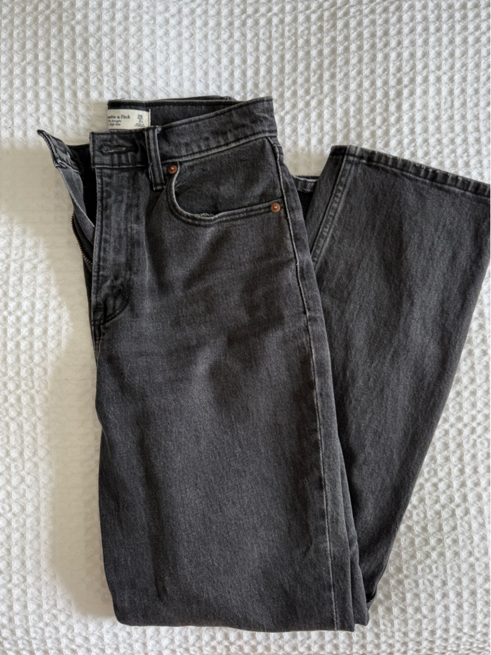 Abercrombie & Fitch 90’s Straight Ultra High Rise Curve Love
